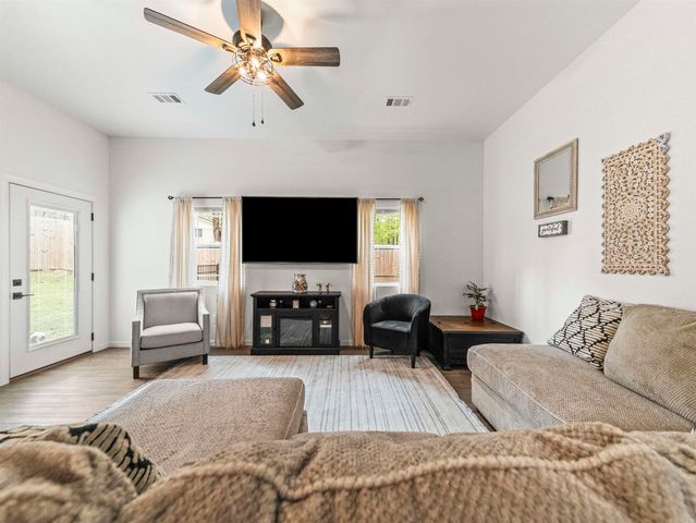 109 Windamere Terrace, Hot Springs, AR 71913