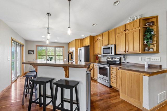 1640 Great Forest DRIVE, West Bend, WI 53090
