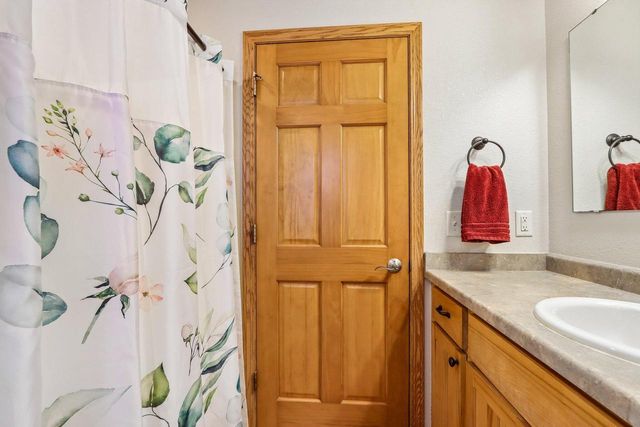 1640 Great Forest DRIVE, West Bend, WI 53090