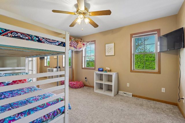 1640 Great Forest DRIVE, West Bend, WI 53090