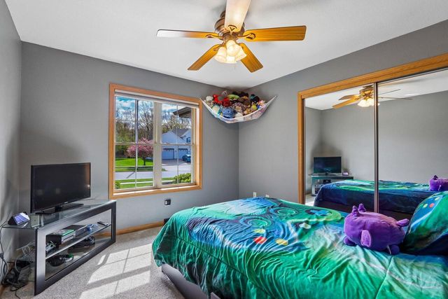 1640 Great Forest DRIVE, West Bend, WI 53090
