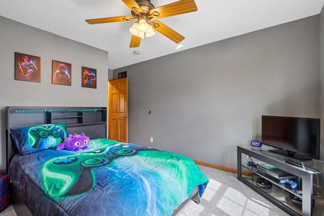1640 Great Forest DRIVE, West Bend, WI 53090
