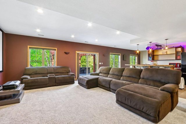 1640 Great Forest DRIVE, West Bend, WI 53090