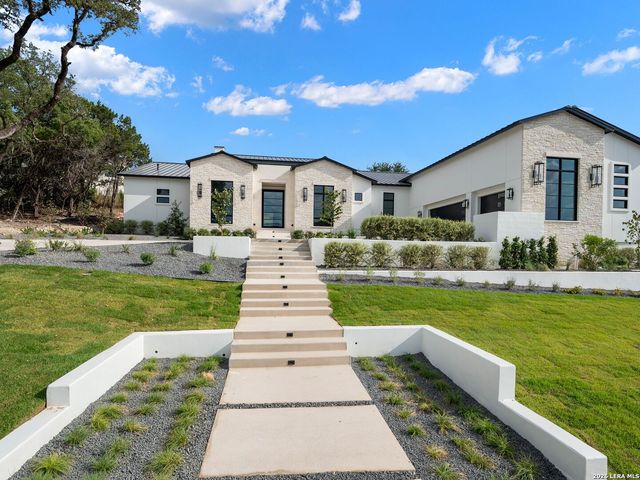 51 Via Aragon, San Antonio, TX 78257