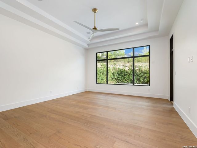 51 Via Aragon, San Antonio, TX 78257