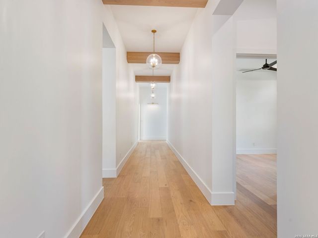 51 Via Aragon, San Antonio, TX 78257