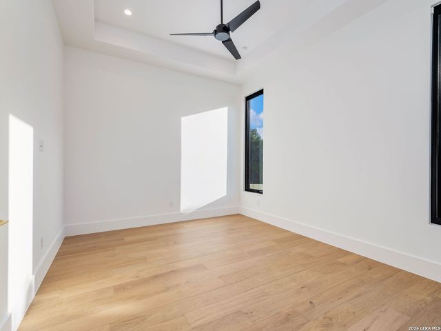 51 Via Aragon, San Antonio, TX 78257