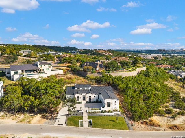 51 Via Aragon, San Antonio, TX 78257
