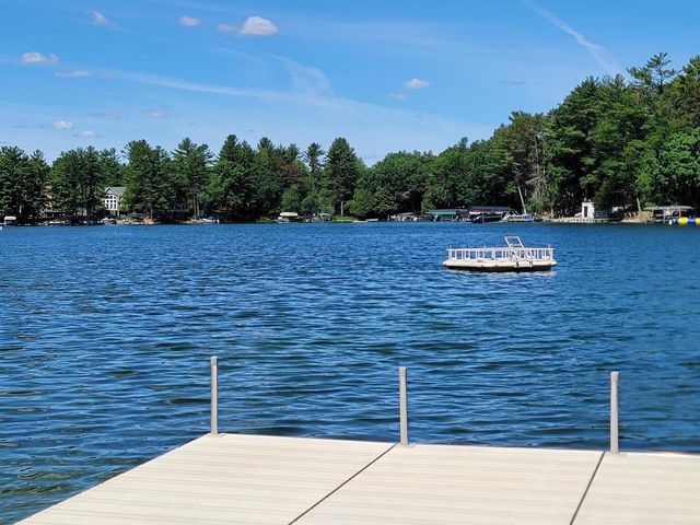 N2283 COUNTRY LANE, Waupaca, WI 54981
