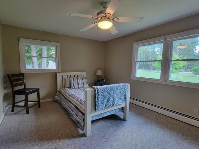 N2283 COUNTRY LANE, Waupaca, WI 54981