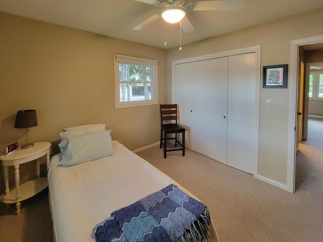 N2283 COUNTRY LANE, Waupaca, WI 54981
