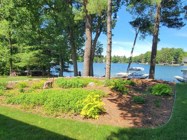 N2283 COUNTRY LANE, Waupaca, WI 54981