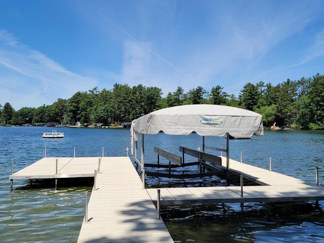 N2283 COUNTRY LANE, Waupaca, WI 54981