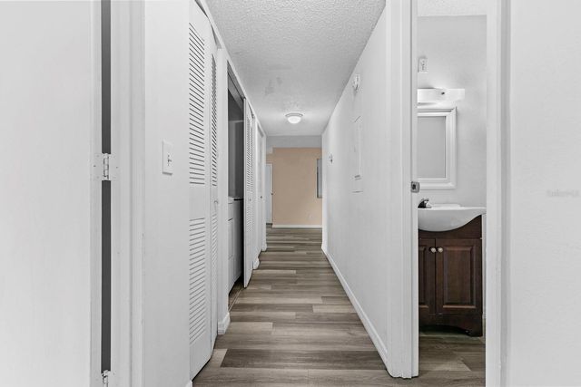 6519 W NEWBERRY ROAD 107, Gainesville, FL 32605