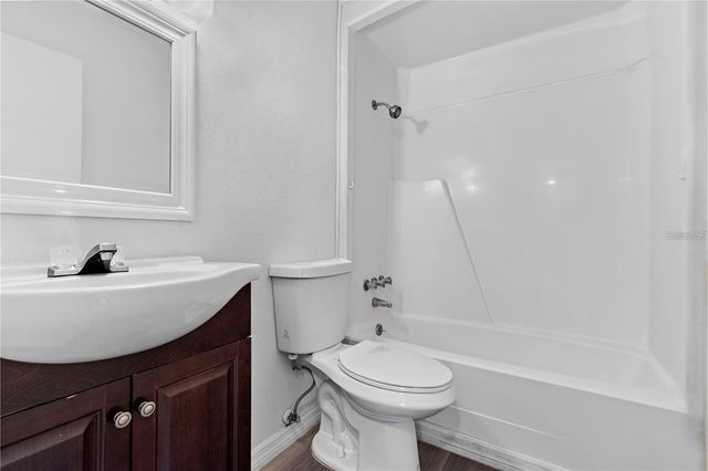 6519 W NEWBERRY ROAD 107, Gainesville, FL 32605