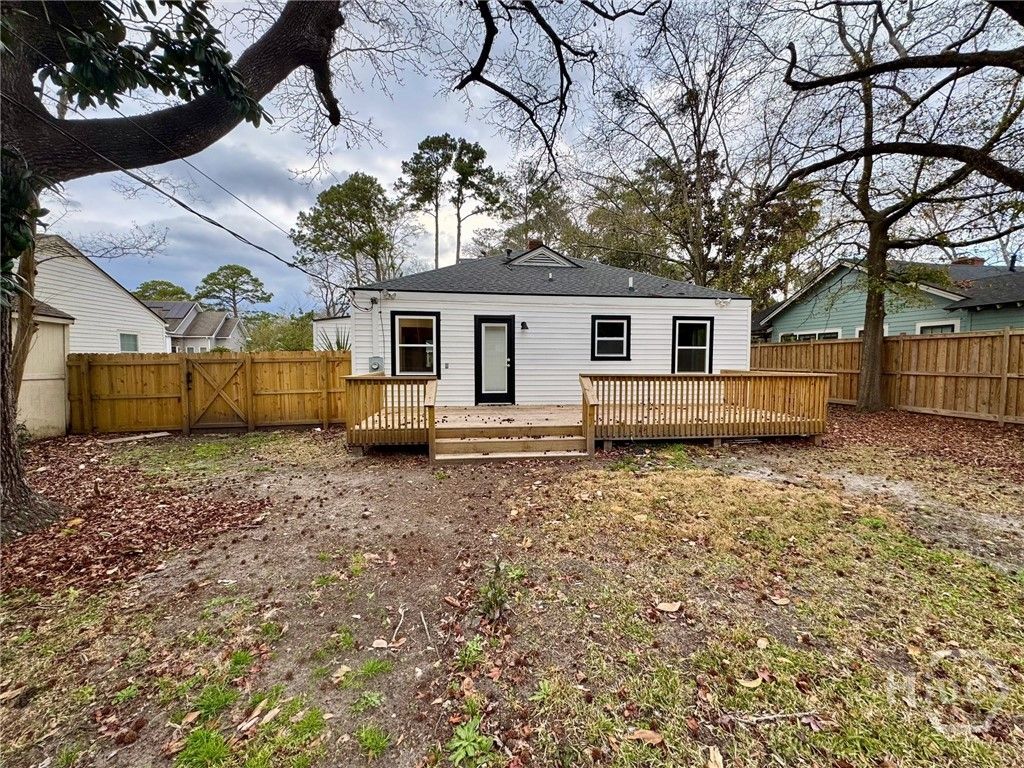 Image 28 of property listing at 407 E 58th Street, Savannah, GA 31405