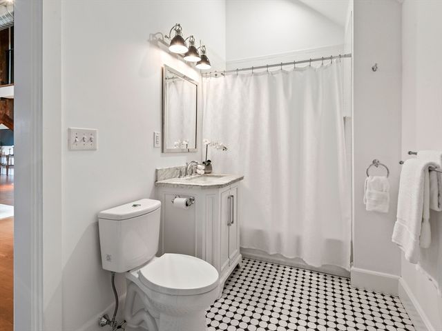 28 Adams St 310, Worcester, MA 01604