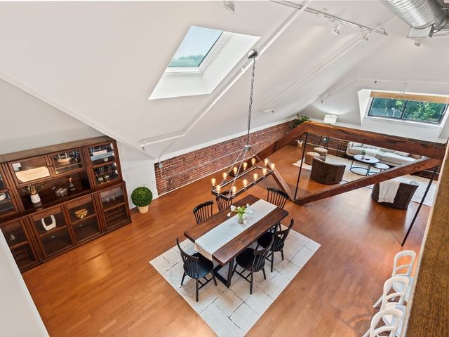 28 Adams St 310, Worcester, MA 01604