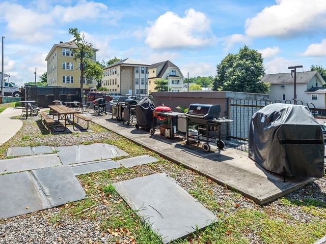 28 Adams St 310, Worcester, MA 01604