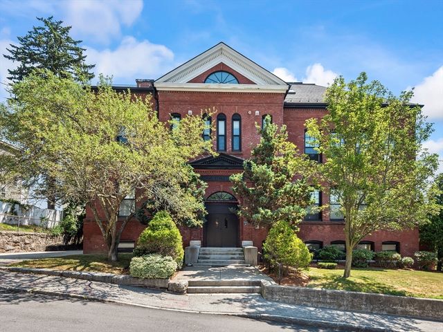 28 Adams St 310, Worcester, MA 01604