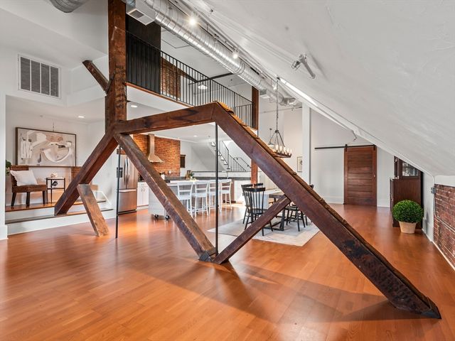 28 Adams St 310, Worcester, MA 01604