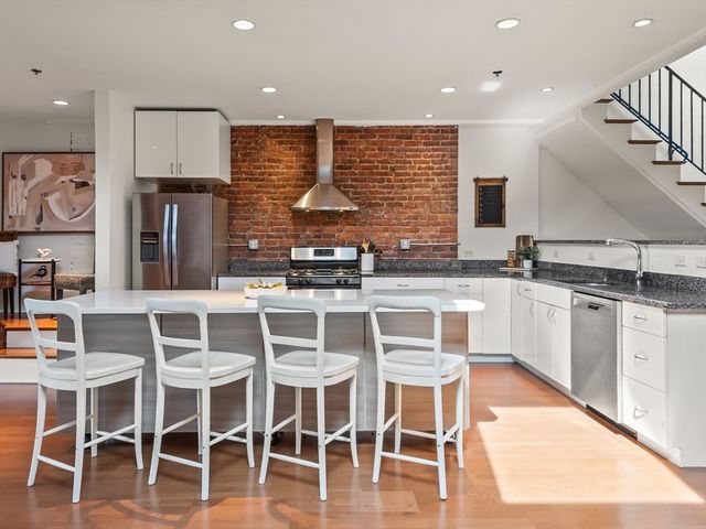28 Adams St 310, Worcester, MA 01604