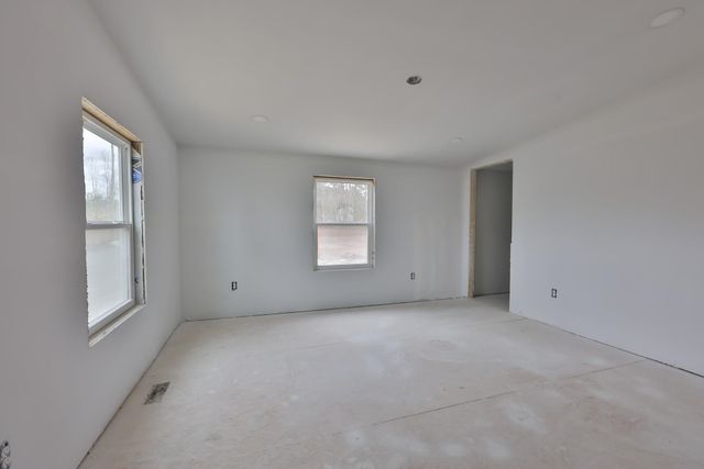 400 Airport Rd., Loris, SC 29569