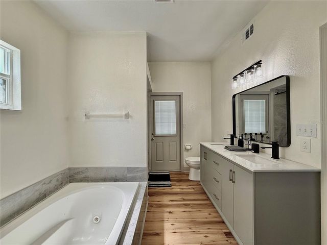 7310 11TH AVENUE N, St Petersburg, FL 33710