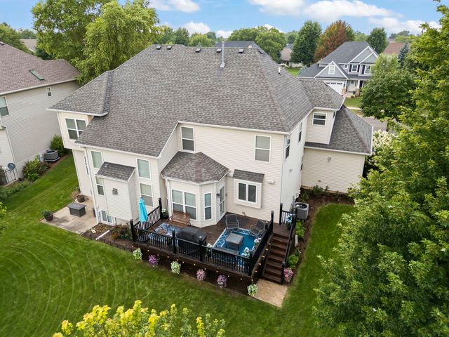 1122 Clearwater Drive, Yorkville, IL 60560