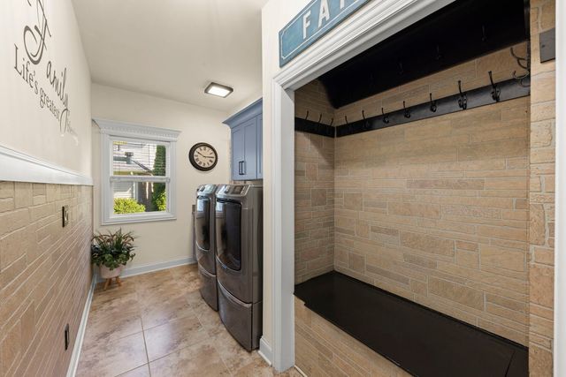 1122 Clearwater Drive, Yorkville, IL 60560