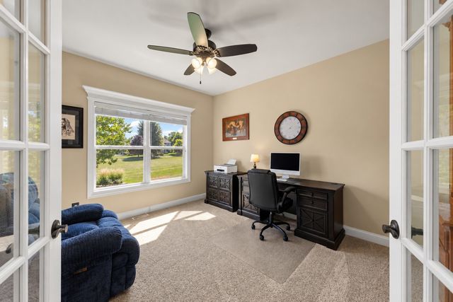 1122 Clearwater Drive, Yorkville, IL 60560