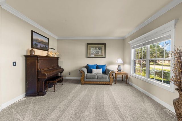 1122 Clearwater Drive, Yorkville, IL 60560