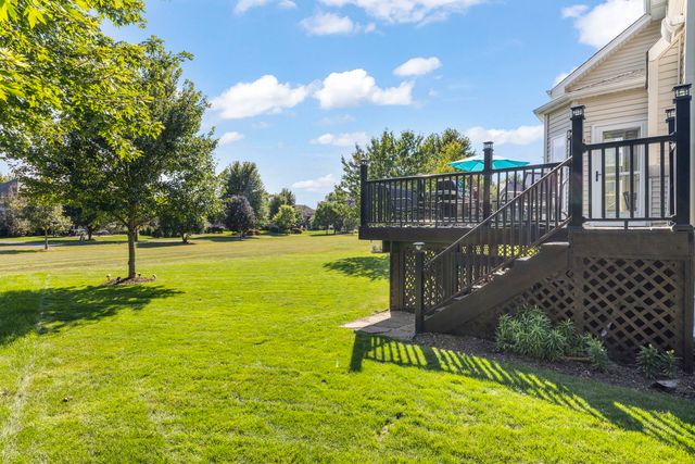 1122 Clearwater Drive, Yorkville, IL 60560