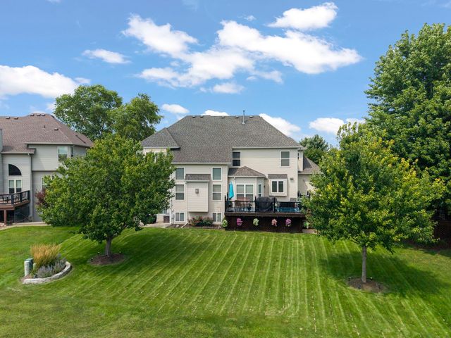 1122 Clearwater Drive, Yorkville, IL 60560