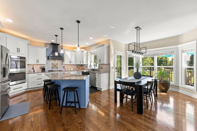 1122 Clearwater Drive, Yorkville, IL 60560