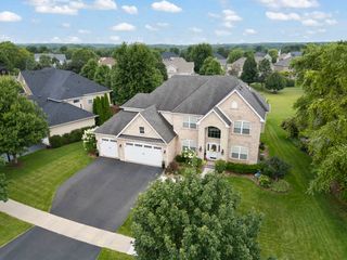 1122 Clearwater Drive, Yorkville, IL 60560
