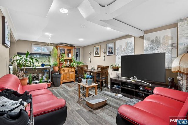 200 Rambler Avenue, New Milford, NJ 07646