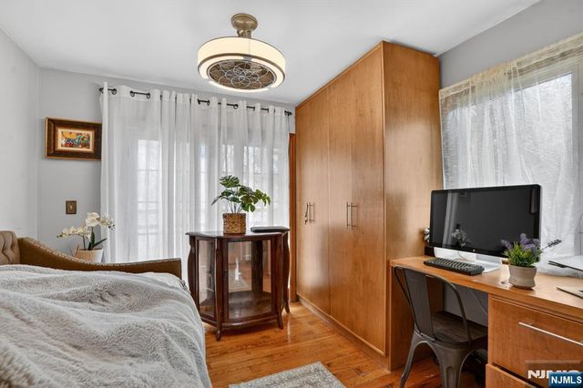 200 Rambler Avenue, New Milford, NJ 07646