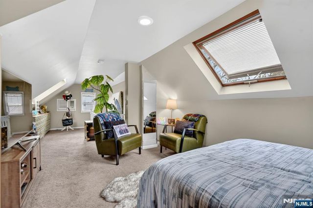 200 Rambler Avenue, New Milford, NJ 07646