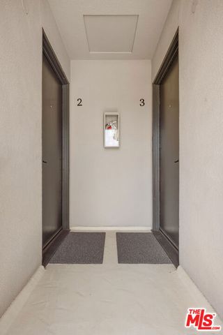 1817 Euclid Street, Santa Monica, CA 90404