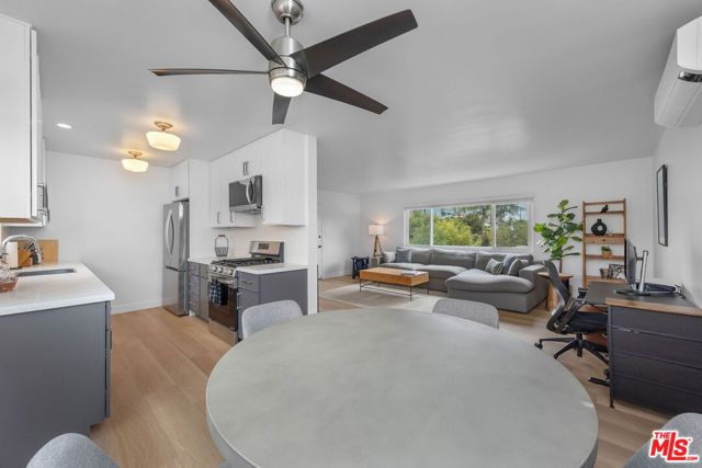 1817 Euclid Street, Santa Monica, CA 90404