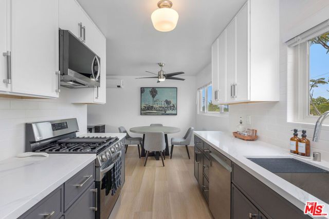 1817 Euclid Street, Santa Monica, CA 90404
