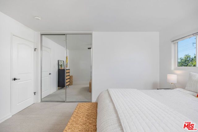 1817 Euclid Street, Santa Monica, CA 90404