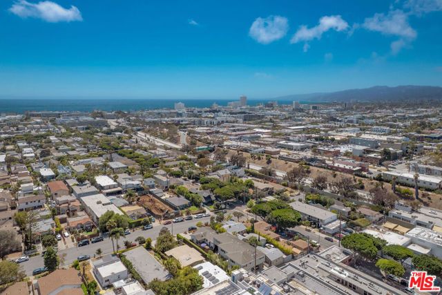 1817 Euclid Street, Santa Monica, CA 90404