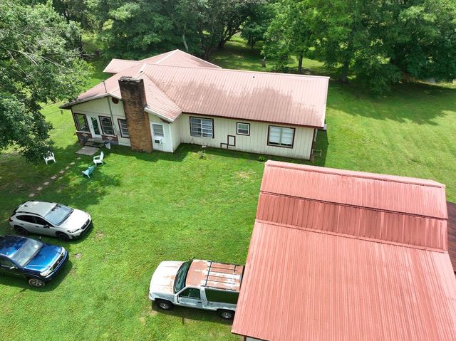 1639 Tennga Gregory Road, Crandall, GA 30711