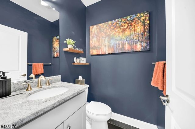 805 Abbe Rd, Little Falls Twp., NJ 07424