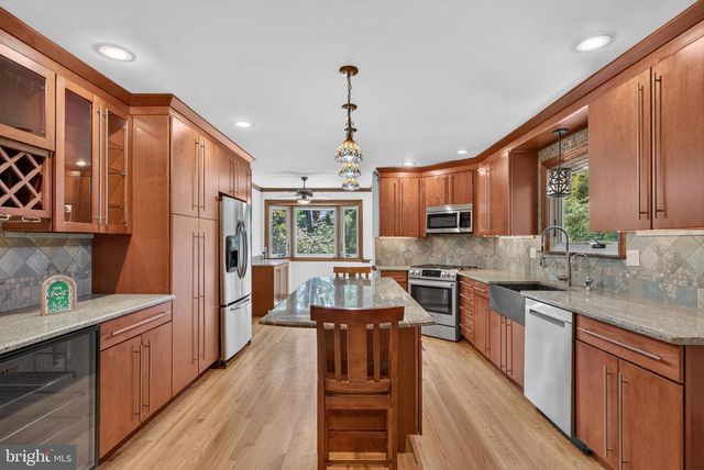 427 UPPER PIKE CREEK RD, Newark, DE 19711