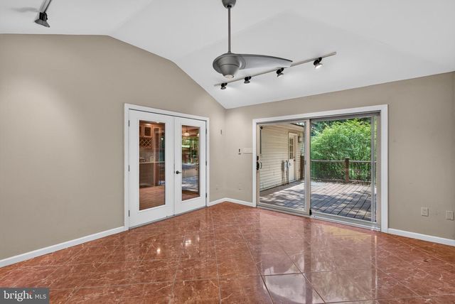 427 UPPER PIKE CREEK RD, Newark, DE 19711