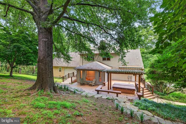 427 UPPER PIKE CREEK RD, Newark, DE 19711
