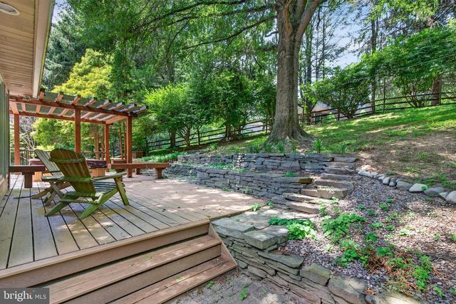 427 UPPER PIKE CREEK RD, Newark, DE 19711
